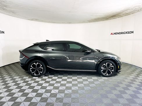 Used 2023 Kia EV6 Wind image 2