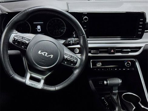 Used 2024 Kia K5 GT-Line image 13