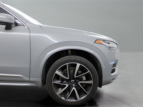 Certified 2025 Volvo XC90 B5 Plus image 34