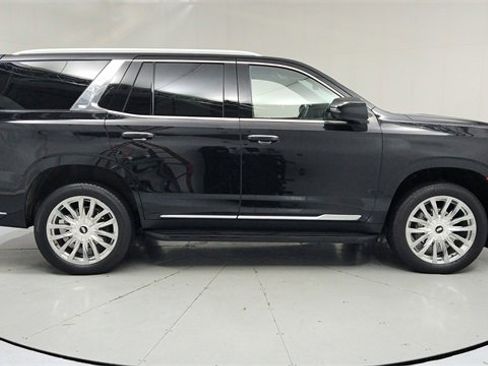 Certified 2024 Cadillac Escalade Premium Luxury image 6