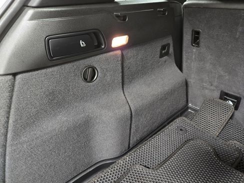 Used 2017 Audi Q5 2.0T Premium Plus w/ Technology Package image 46