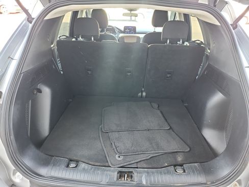 Used 2022 Ford Escape SE FWD image 20
