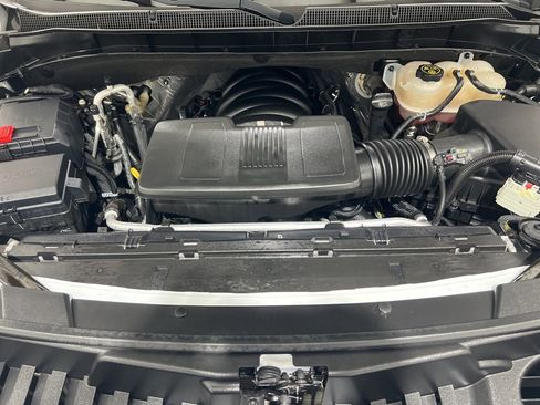 Used 2023 Chevrolet Suburban RST w/ Luxury Package image 30