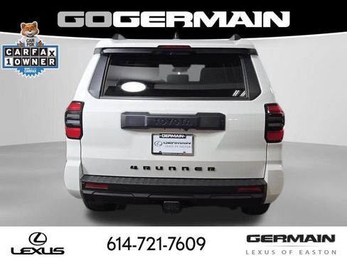 Used 2025 Toyota 4Runner SR5 AWD/4WD image 8