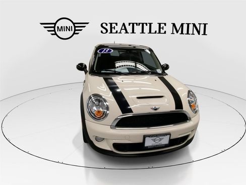Used 2013 MINI Cooper S image 3