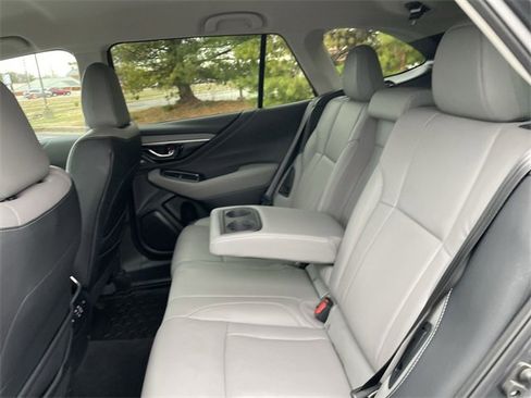 Used 2023 Subaru Outback Limited image 12