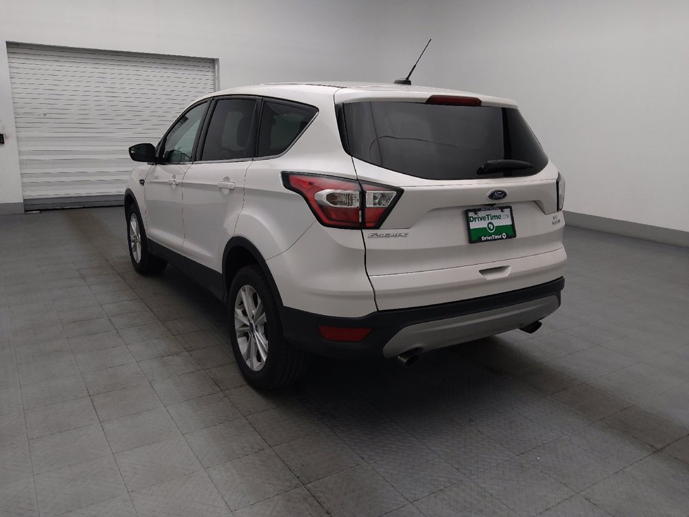 Used 2017 Ford Escape SE AWD/4WD image 5