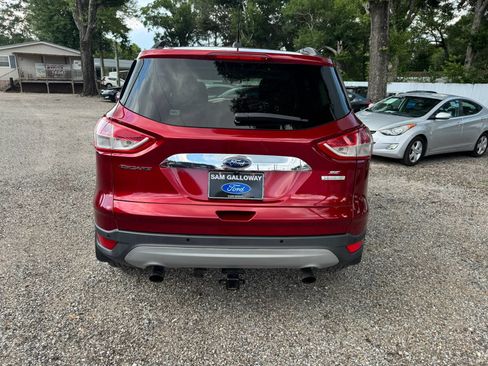 Used 2014 Ford Escape SE w/ SE Chrome Package FWD image 4