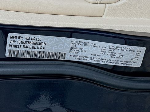 Used 2022 Jeep Grand Cherokee Limited 4xe image 12