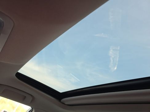 Used 2016 Toyota Avalon Touring image 28