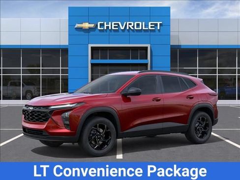 New 2026 Chevrolet Trax LT w/ Driver Confidence Package FWD image 2