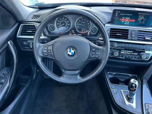 Used 2018 BMW 320i xDrive Sedan image 15