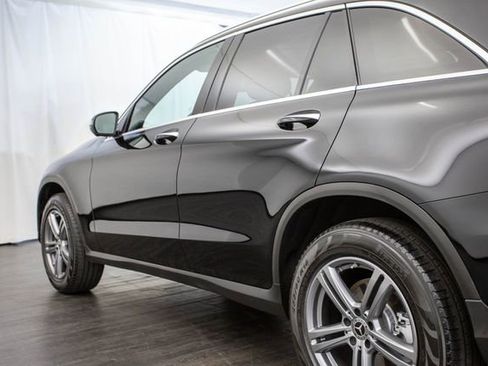 Used 2020 Mercedes-Benz GLC 300 4MATIC w/ Parking Assistance Package image 32