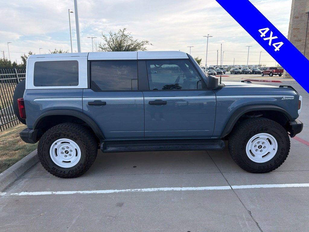 Used 2025 Ford Bronco Heritage Edition AWD/4WD image 8