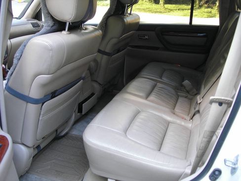 Used 2000 Lexus LX 470 4WD image 4