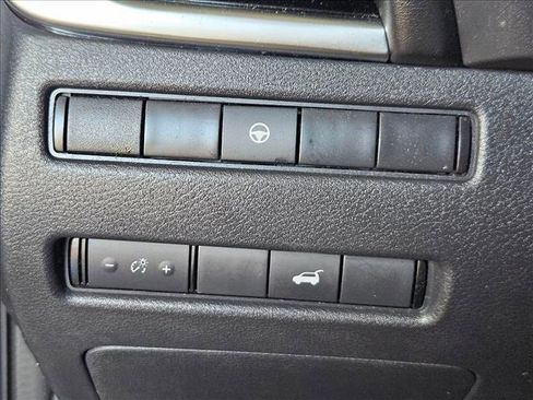 Used 2022 Nissan Rogue SL w/ SL Premium Package image 13