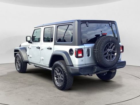 Certified 2024 Jeep Wrangler Sport S image 3