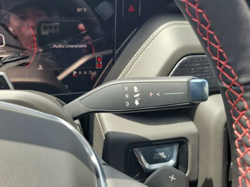 New 2026 GMC Yukon XL AT4 Ultimate AWD/4WD image 12