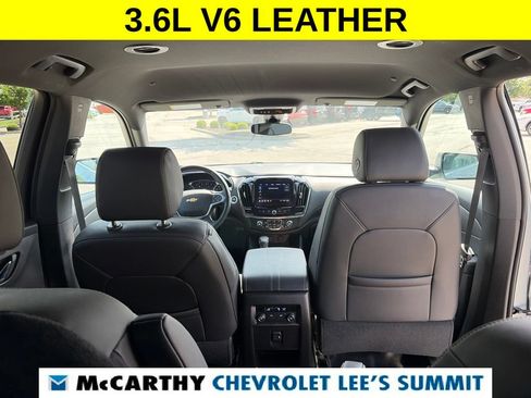 Used 2023 Chevrolet Traverse LT FWD image 35