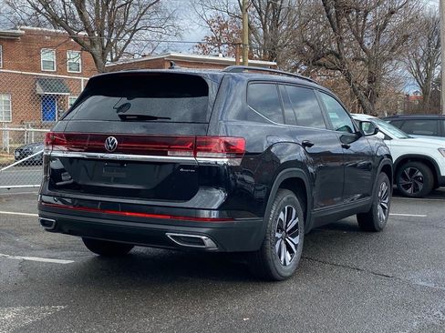 New 2026 Volkswagen Atlas SE image 3