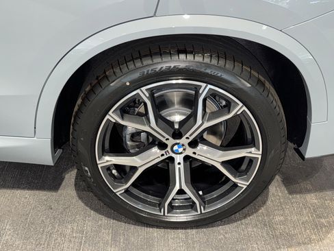 New 2026 BMW X5 xDrive40i w/ M Sport Package image 25