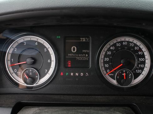 Used 2019 RAM 1500 Express AWD/4WD image 11