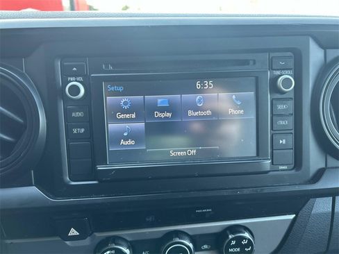 Used 2018 Toyota Tacoma SR image 25