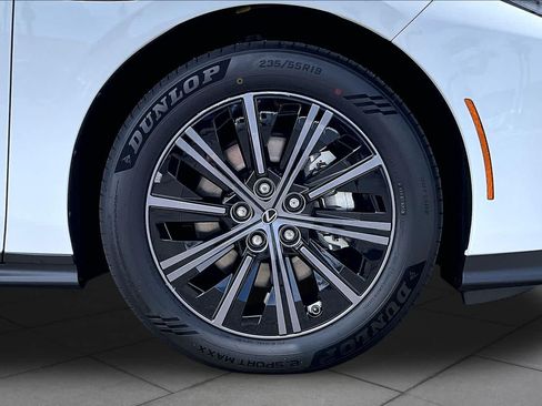 New 2026 Lexus ES 350e FWD image 9