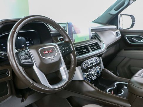 Used 2023 GMC Yukon SLT AWD/4WD image 26