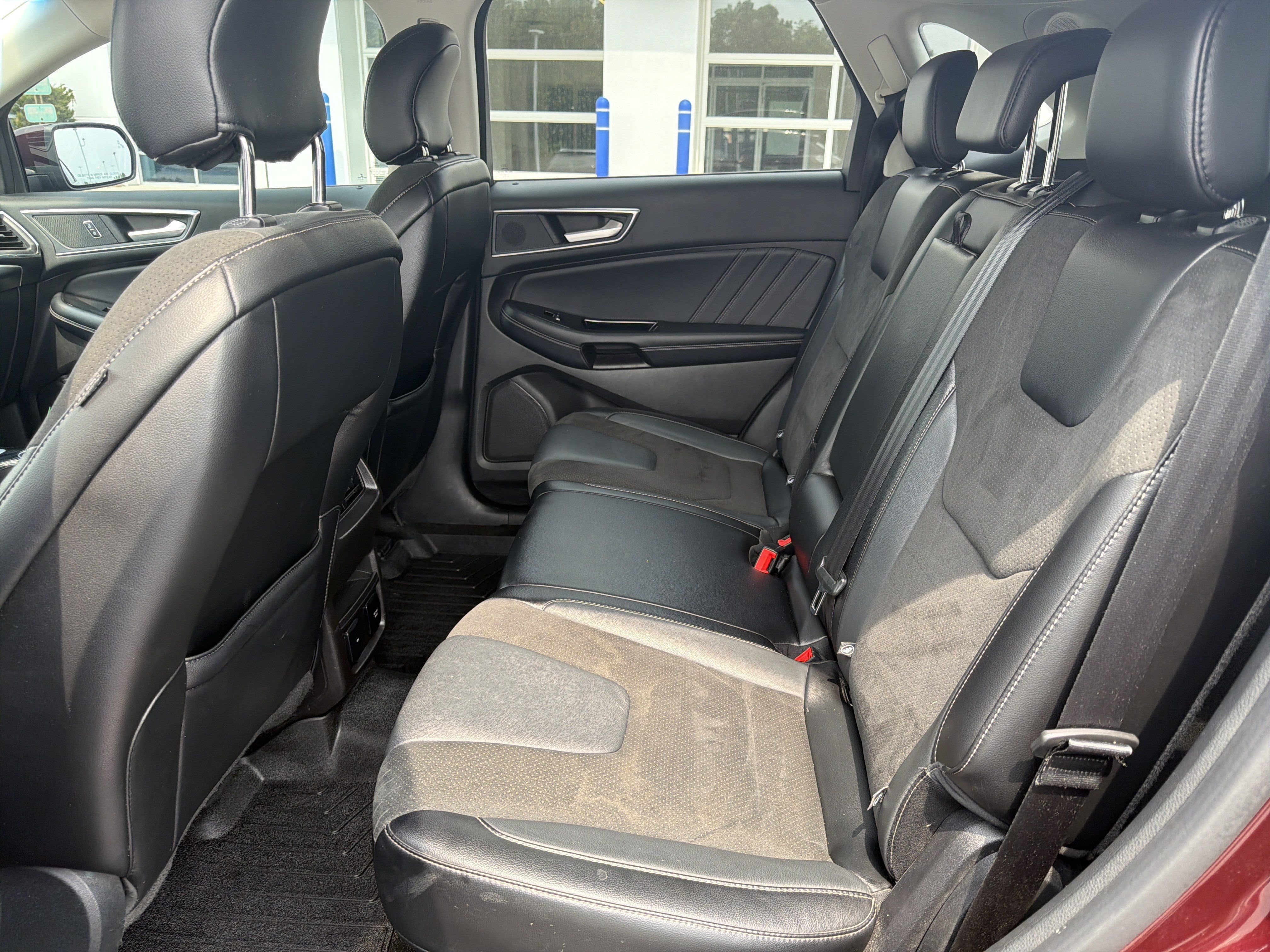 Used 2018 Ford Edge Sport w/ Ford Safe & Smart Package AWD/4WD image 23
