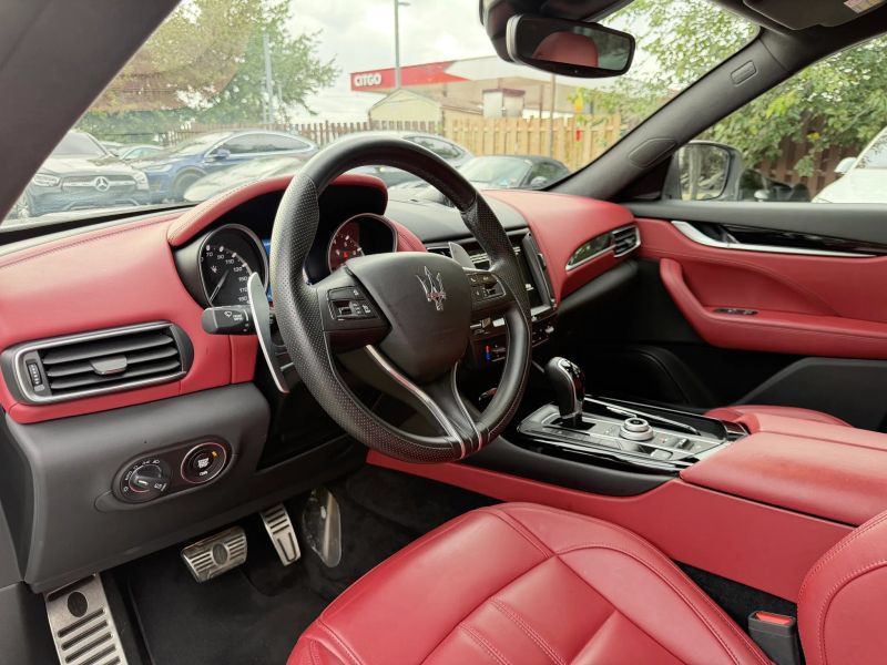 Used 2017 Maserati Levante w/ Sport Package AWD/4WD image 13
