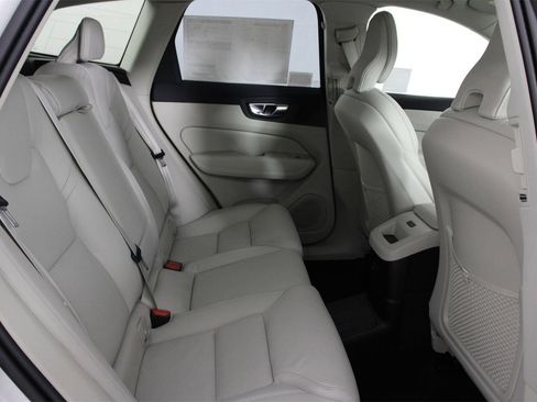 New 2026 Volvo XC60 T8 Ultra w/ Protection Package Premier image 11