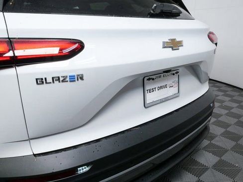 New 2026 Chevrolet Blazer EV LT image 33
