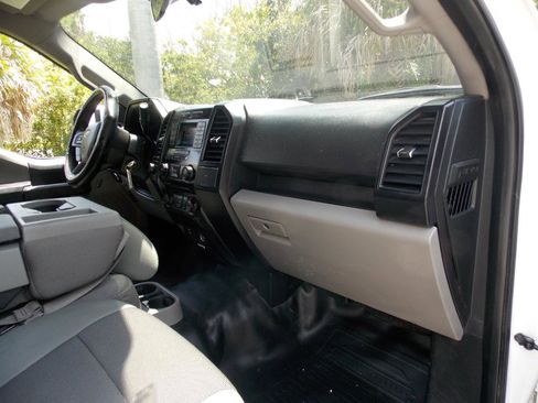 Used 2016 Ford F150 XL w/ Equipment Group 101A Mid AWD/4WD image 8