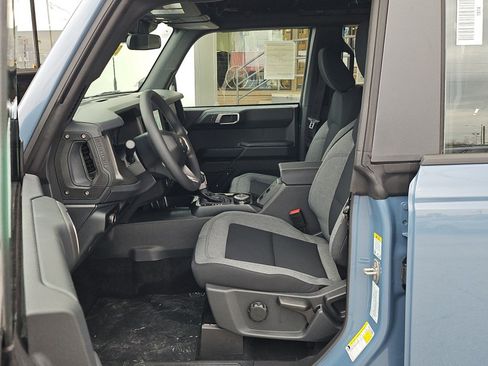 New 2025 Ford Bronco 4-Door AWD/4WD image 7