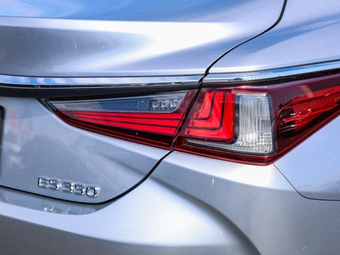 Used 2025 Lexus ES 350 FWD image 25