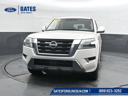 Used 2024 Nissan Armada SV w/ Cargo Package AWD/4WD image 6