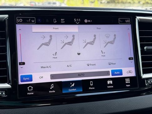 Certified 2023 Chrysler Pacifica Touring-L FWD image 27