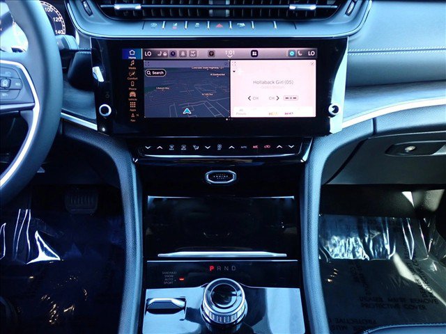 New 2027 Jeep Grand Cherokee Limited w/ Limited Altitude Package AWD/4WD image 18