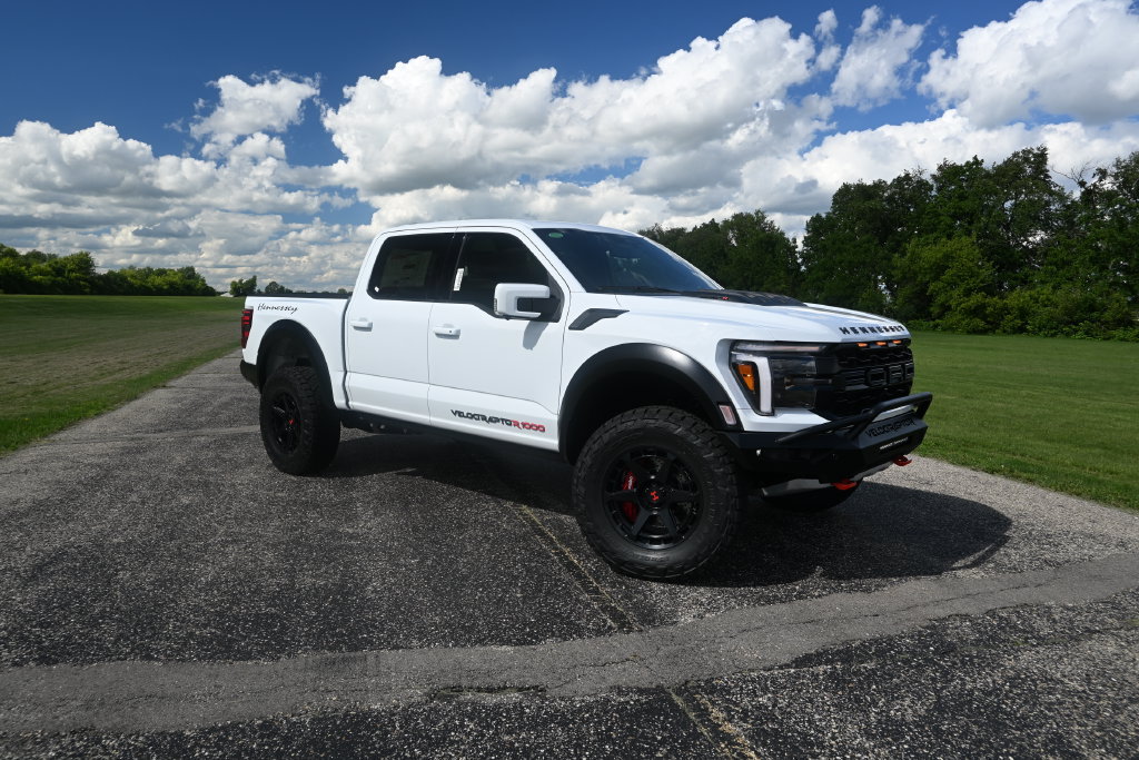 New 2026 Ford F150 Raptor w/ Equipment Group 803A Raptor R AWD/4WD image 3