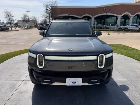 Used 2023 Rivian R1S Adventure image 2