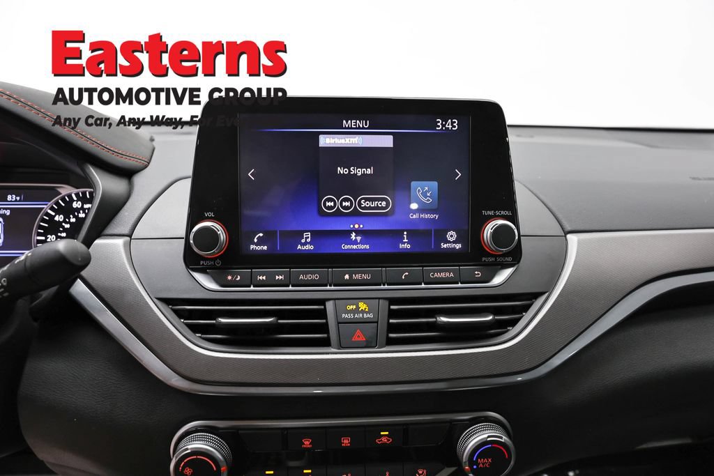 Used 2023 Nissan Altima 2.5 SR FWD image 14