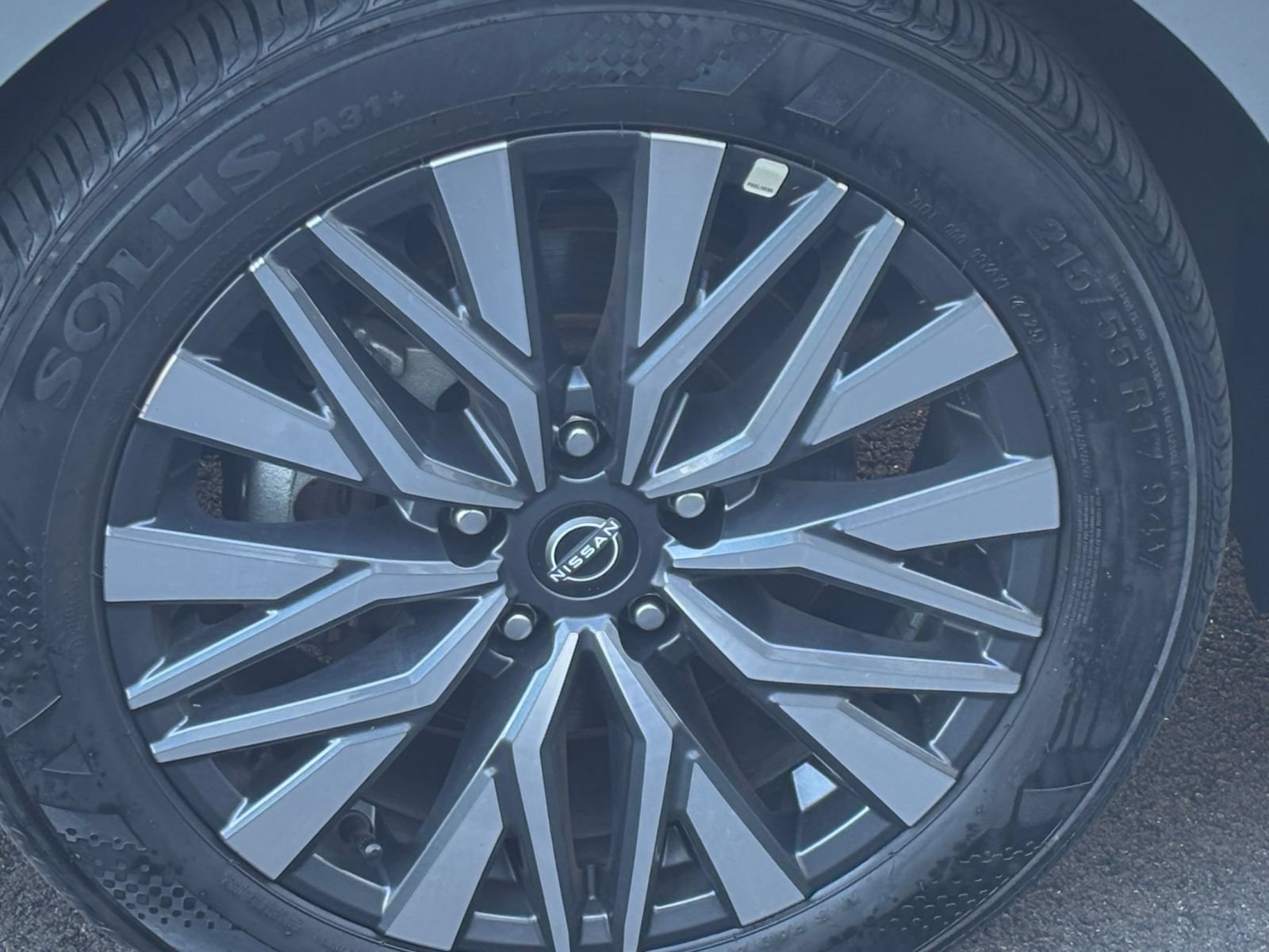 Used 2026 Nissan Altima 2.5 SV FWD image 27
