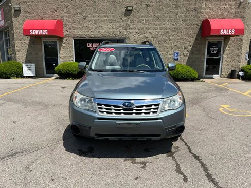 Used 2011 Subaru Forester 2.5X Premium w/ All-Weather Pkg AWD/4WD image 2