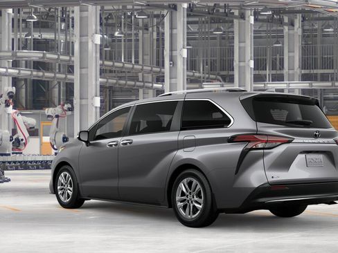 New 2026 Toyota Sienna Limited image 6