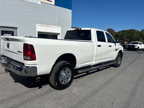 Used 2016 RAM 2500 ST w/ SXT Appearance Group AWD/4WD image 5