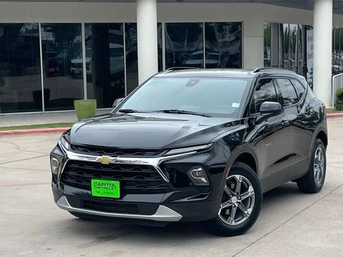 Used 2024 Chevrolet Blazer LT w/ Convenience Package FWD image 9