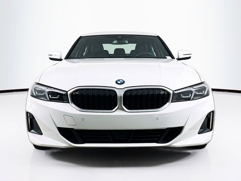 Used 2025 BMW 330i Sedan RWD image 2