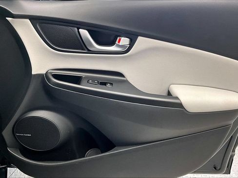 Certified 2023 Hyundai Kona Limited FWD image 19