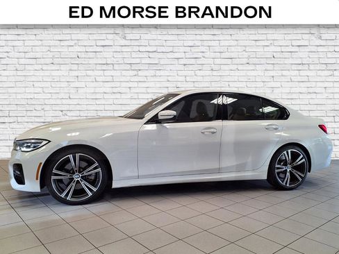 Used 2021 BMW 330i Sedan w/ M Sport Package image 2
